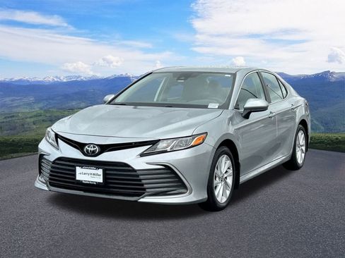 Used 2024 Toyota Camry LE image 1