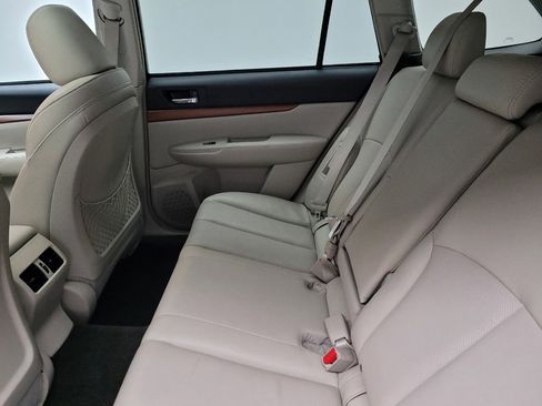 Used 2013 Subaru Outback 2.5i Limited w/ Moonroof Pkg image 18