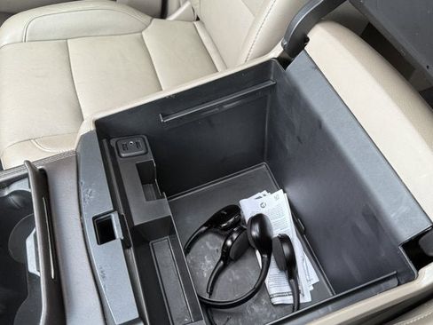 Used 2019 Chevrolet Tahoe Premier image 34