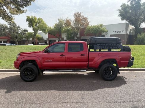 Used 2010 Toyota Tacoma 4x4 Double Cab w/ SR5 Pkg #2 image 2