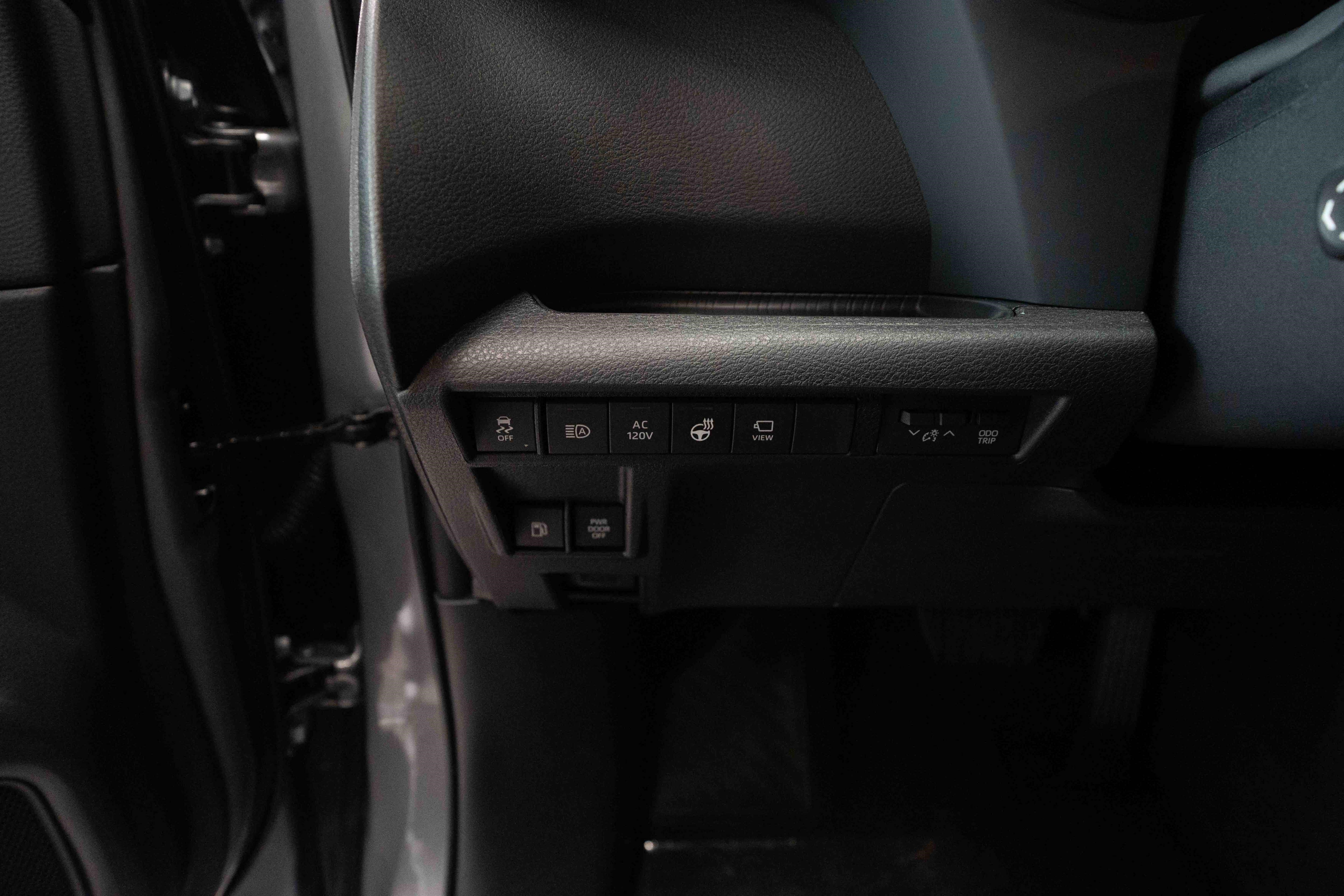 New 2026 Toyota Sienna Platinum AWD/4WD image 11