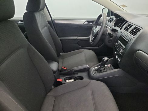 Used 2015 Volkswagen Jetta SE image 21