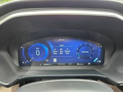 Used 2020 Ford Escape Titanium AWD/4WD image 25