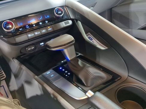 New 2025 Hyundai Elantra Sport image 37