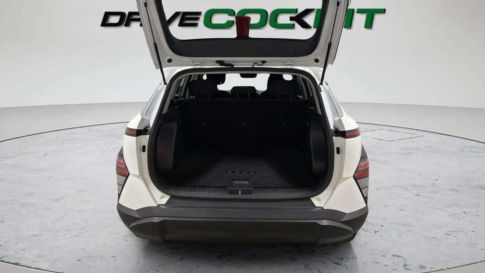 Used 2025 Hyundai Kona SE FWD image 17