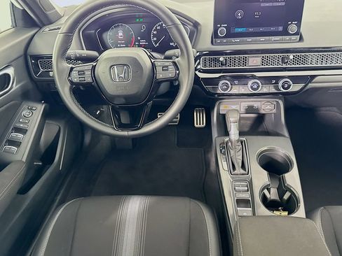 Used 2026 Honda Civic Sport image 32