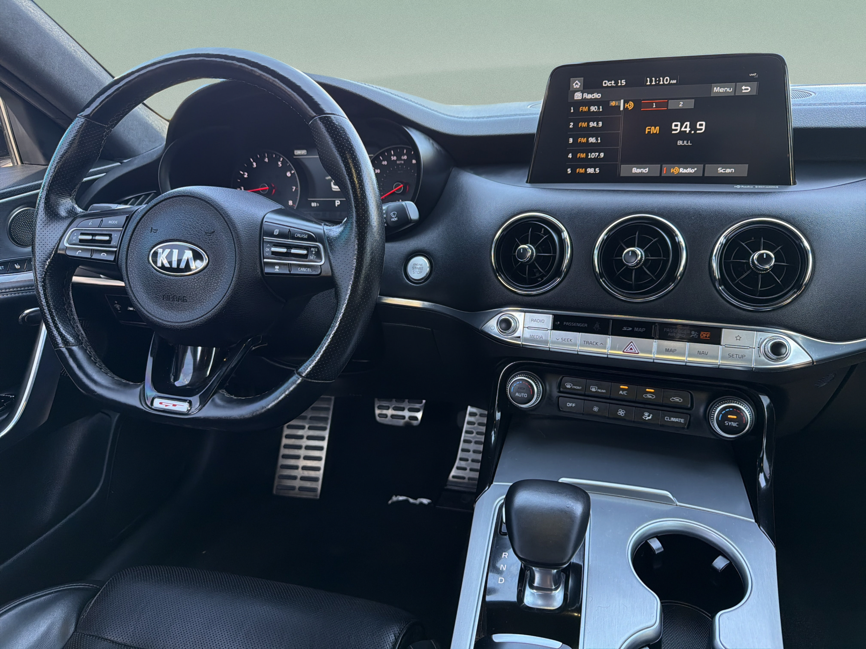 Used 2020 Kia Stinger GT2 AWD/4WD image 3