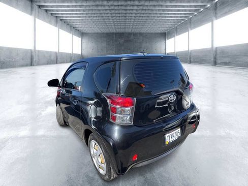 Used 2013 Scion iQ image 4