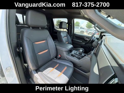 Used 2024 GMC Sierra 1500 AT4 w/ Technology Package AWD/4WD image 31
