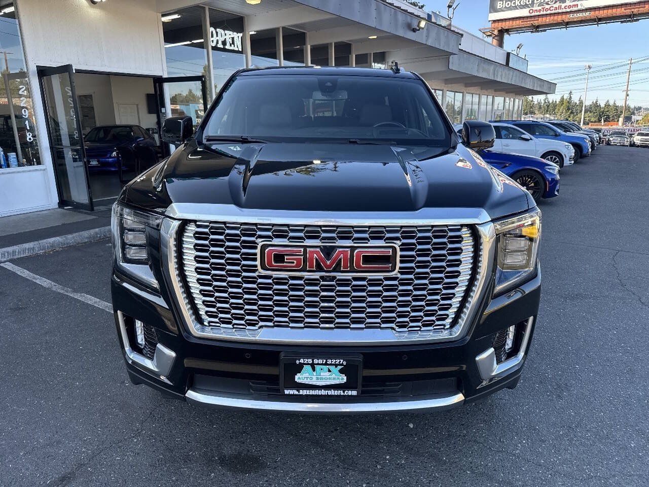 Used 2021 GMC Yukon Denali AWD/4WD image 13