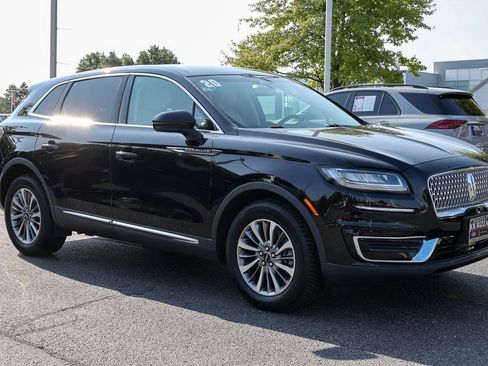 Used 2020 Lincoln Nautilus Premier w/ Equipment Group 101A AWD/4WD image 27