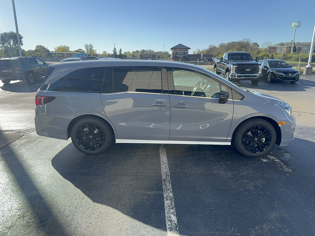 New 2027 Honda Odyssey Sport-L image 4