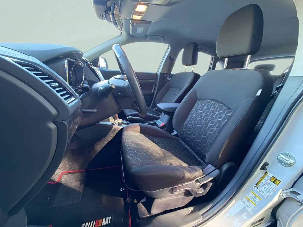 Used 2023 Mitsubishi Outlander Sport ES AWD/4WD image 10