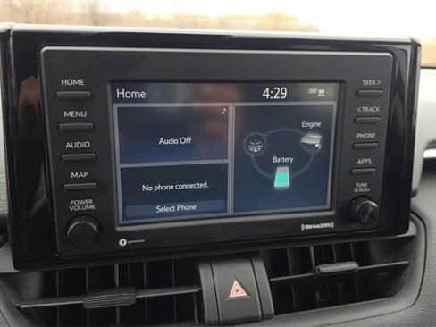 Used 2021 Toyota RAV4 XLE w/ Convenience Package image 20