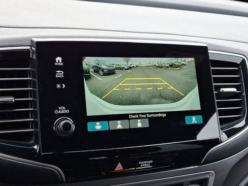 Certified 2022 Honda Pilot Sport image 17