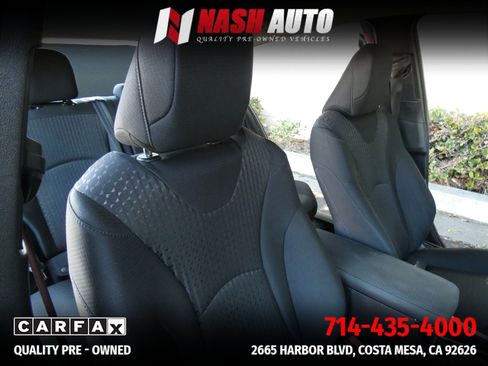 Used 2017 Toyota Prius Three w/ Carpet Mat Package FWD image 34