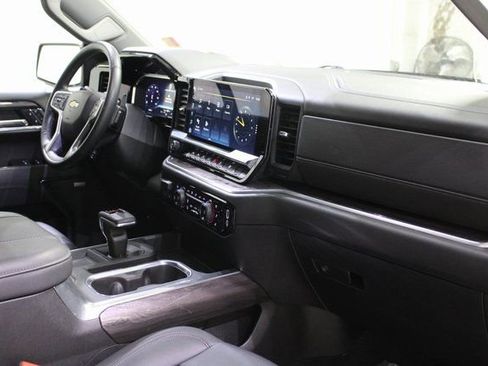 Used 2024 Chevrolet Silverado 1500 LTZ image 21