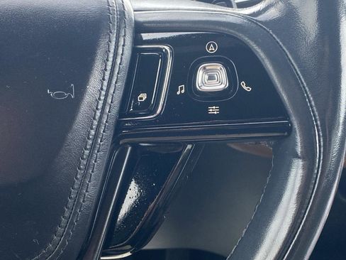 Used 2021 Lincoln Aviator Reserve w/ Equipment Group 201A image 16