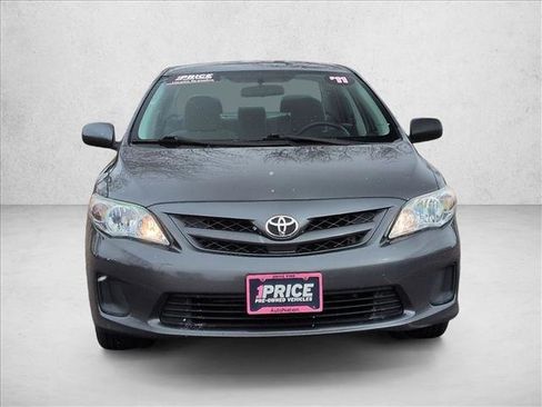 Used 2011 Toyota Corolla LE image 2