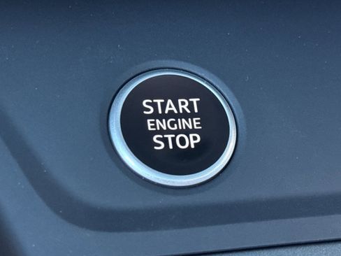 New 2025 Audi Q3 2.0T Premium image 19