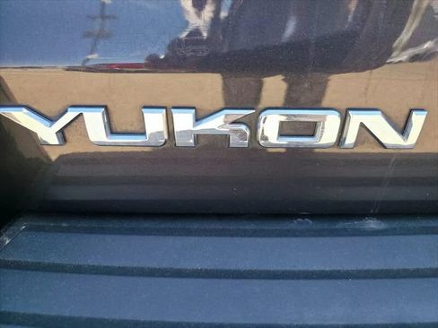 Used 2020 GMC Yukon SLT w/ HD Trailering Package AWD/4WD image 41