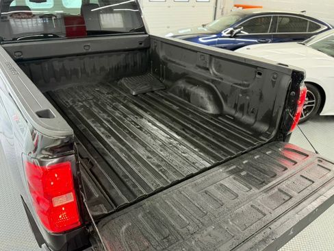 Used 2017 Chevrolet Silverado 1500 LT w/ All Star Edition AWD/4WD image 18
