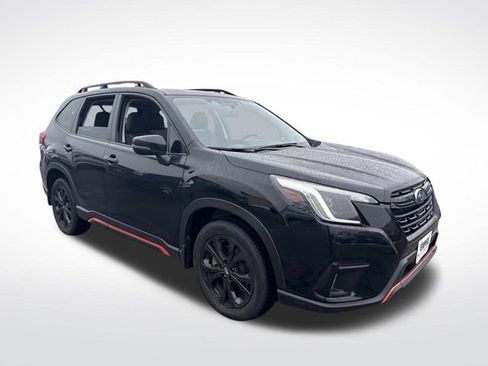 Used 2024 Subaru Forester Sport image 11