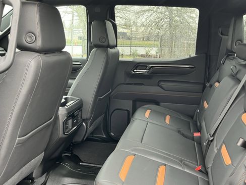 Used 2023 GMC Sierra 1500 AT4 w/ AT4 Preferred Package image 14