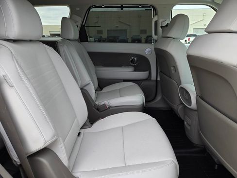 Used 2026 Hyundai Palisade Limited FWD image 27