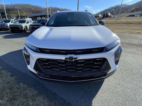 New 2026 Chevrolet Trax ACTIV w/ Driver Confidence Package FWD image 2