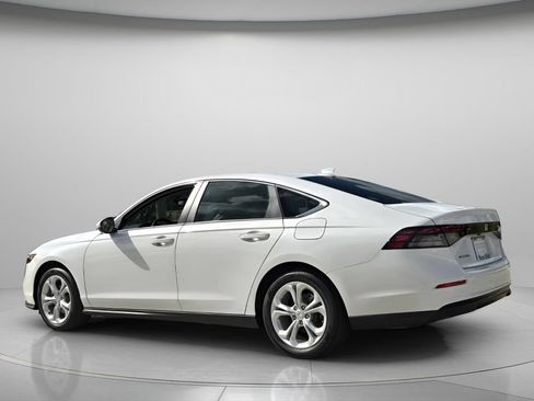 Certified 2024 Honda Accord LX image 8