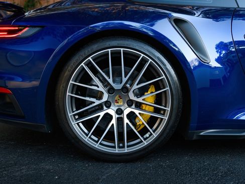 Used 2022 Porsche 911 Turbo S image 9