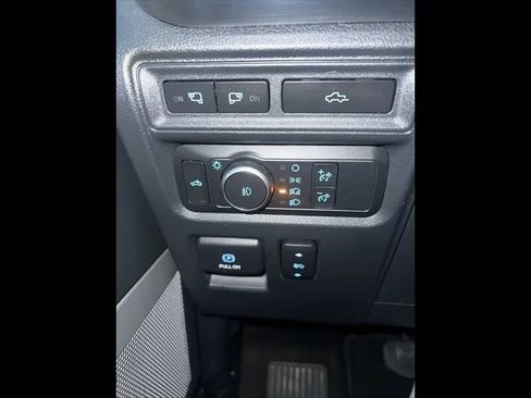 Used 2021 Ford F150 Lariat AWD/4WD image 34