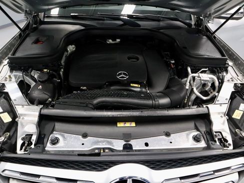 Used 2020 Mercedes-Benz GLC 300 4MATIC image 17