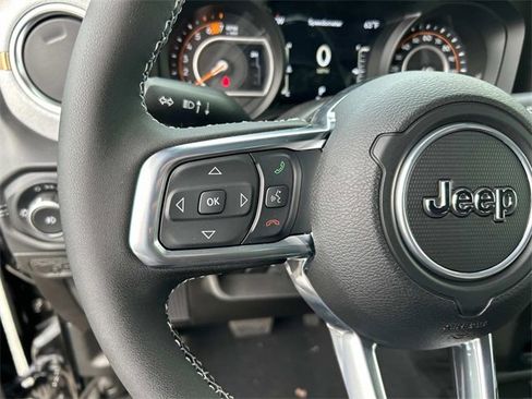 New 2025 Jeep Wrangler Sahara image 7