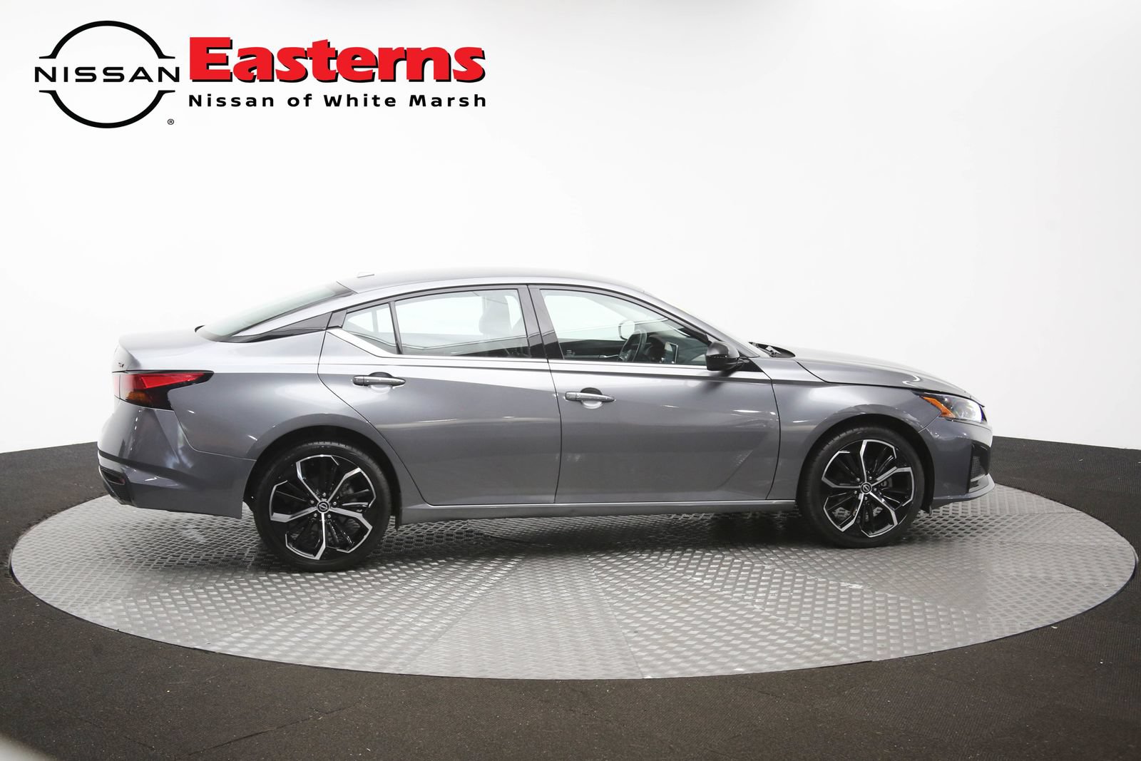 Used 2023 Nissan Altima 2.5 SR AWD/4WD image 43