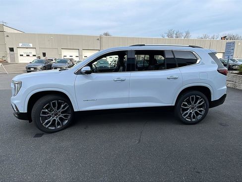 New 2026 GMC Acadia Denali Ultimate AWD/4WD image 4