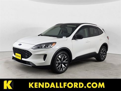 Used 2020 Ford Escape SE Sport image 1