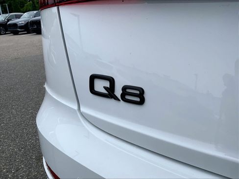 Certified 2023 Audi Q8 Premium Plus w/ Premium Plus Package AWD/4WD image 7