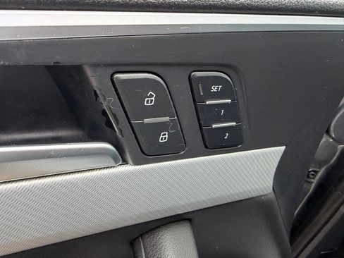 Used 2017 Audi A4 2.0T Premium w/ Convenience Package image 27