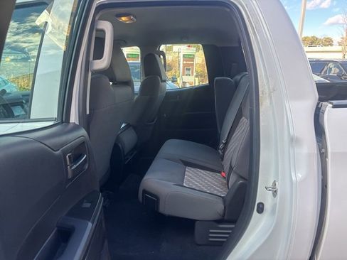 Used 2018 Toyota Tundra SR image 8