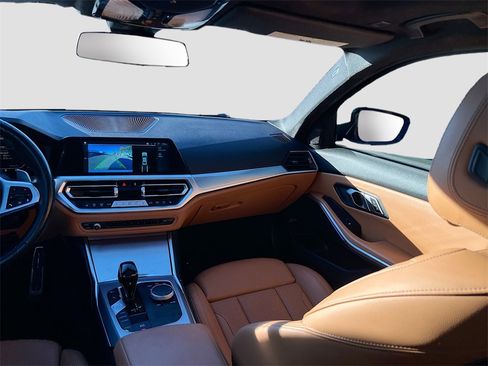 Used 2022 BMW M340i w/ Driving Assistance Package image 25