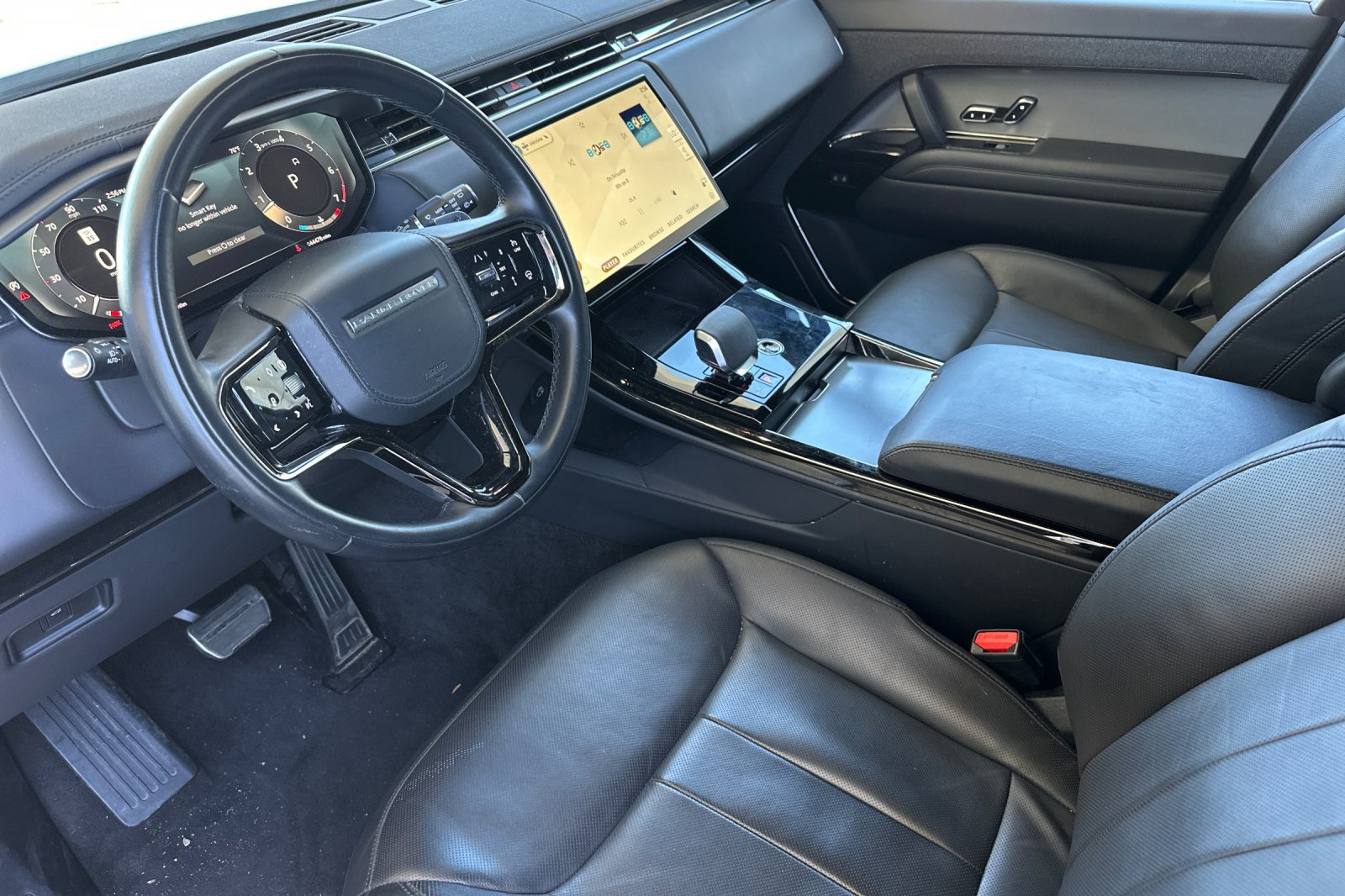 Used 2024 Land Rover Range Rover Sport Dynamic SE AWD/4WD image 11