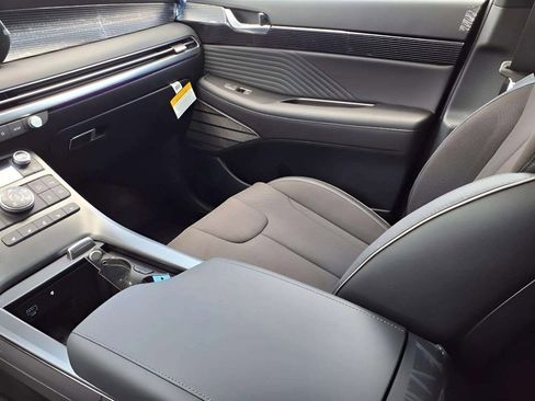 New 2025 Hyundai Palisade Calligraphy image 13