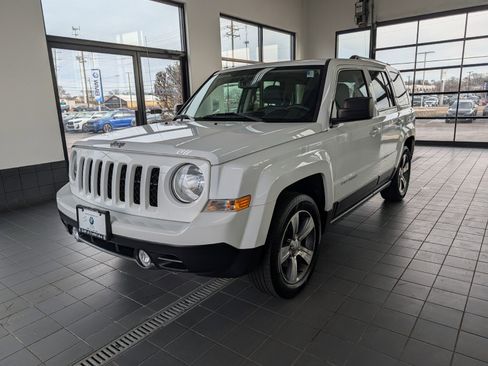 Used 2017 Jeep Patriot High Altitude image 5