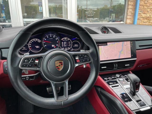 Used 2022 Porsche Cayenne S AWD/4WD image 29