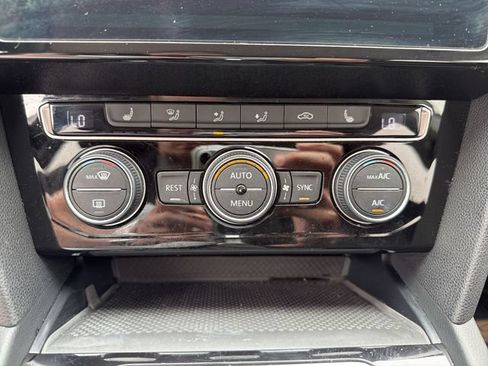 Used 2019 Volkswagen Arteon SE AWD/4WD image 21