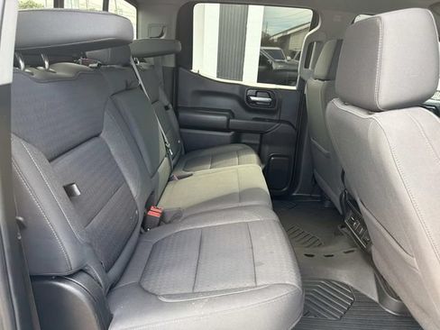 Used 2022 Chevrolet Silverado 1500 LT AWD/4WD image 12