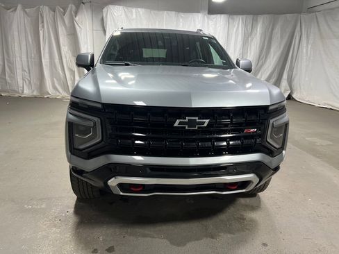 Used 2025 Chevrolet Tahoe Z71 image 2