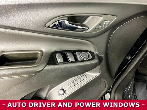 Used 2023 Chevrolet Equinox Premier AWD/4WD image 40